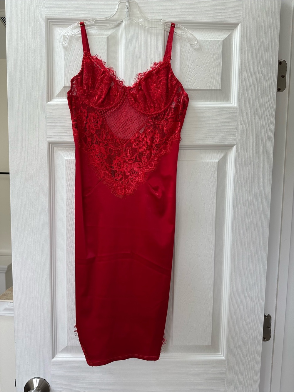 Tic Toc red lace dress